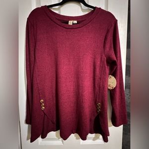 Women’s Scoop Neck Tunic